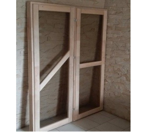 Дверь деревянная со стеклом 0,7*1,8